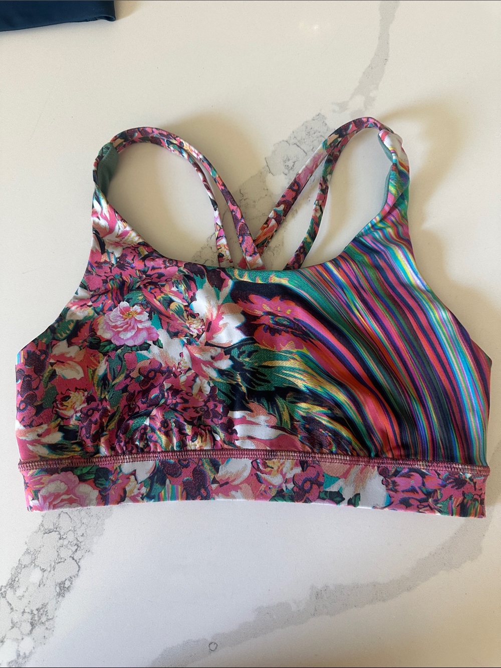 lululemon athletica Pink & Multicolor Floral Strappy Align size 6 Sports Bra